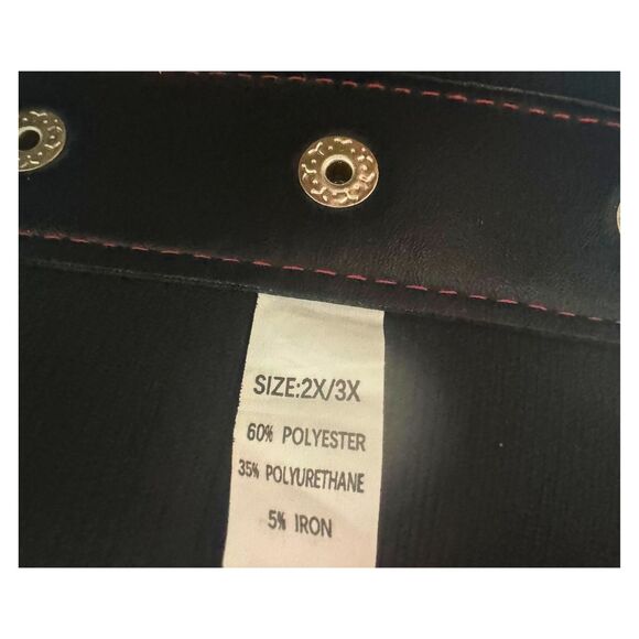 Black & Red Hot Topic Size 2X 3X Edgy Alt Emo Goth Clowncore Lace Up Corset Belt - Picture 4 of 4